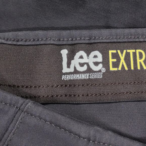 Lee Extreme Comfort MVP Pants Mens 42x32 Gray Straight Fit Stretch Performance - Picture 7 of 10